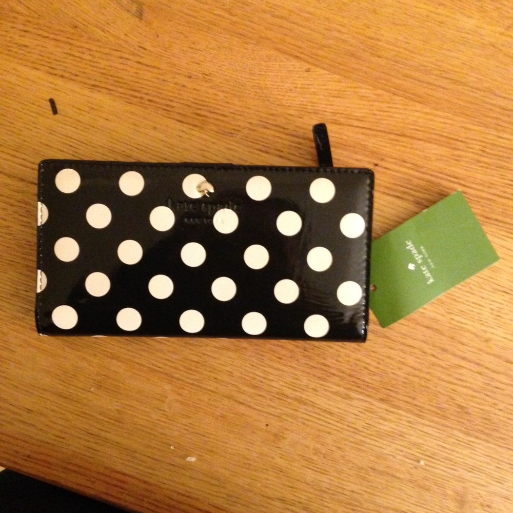kate spade black polka dot wallet